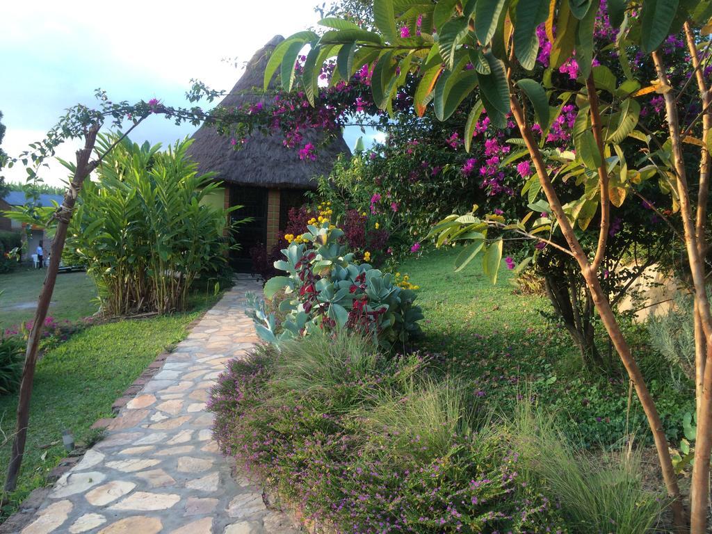 Nyore Hillside Retreat Mbarara Экстерьер фото